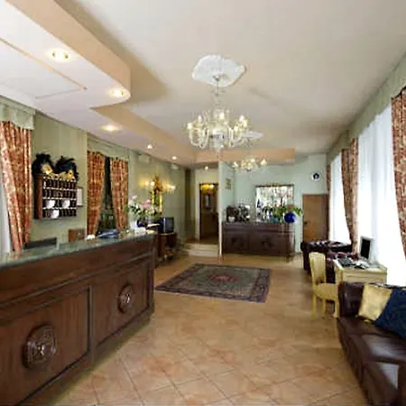 Hotel Edera 3*