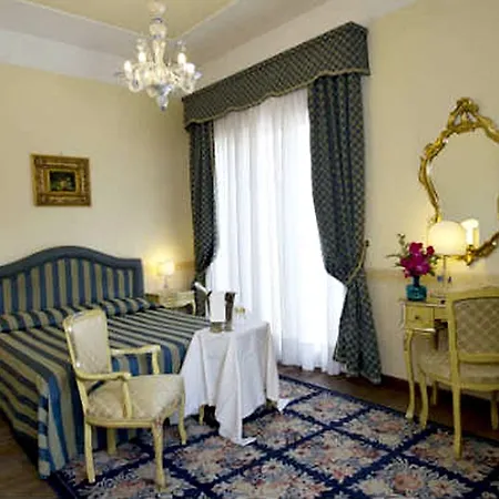 Edera Hotel