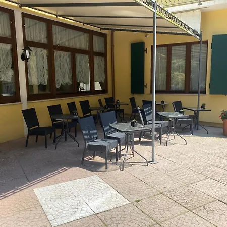 Ξενοδοχείο Edera 3*